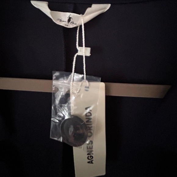 BRAND NEW Agnes Orinda Navy Women's Blazer Lined w/ Long Sleeves and 1 Button Up - Picture 3 of 12